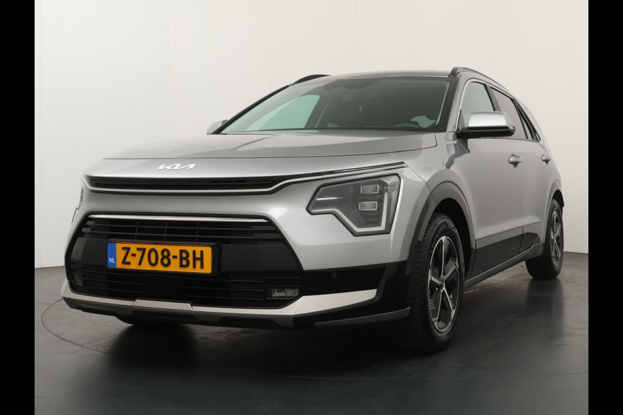 Kia Niro 1.6 GDi Hybrid DynamicPlusLine - Schuif/kanteldak - Adaptief Cruise Control - Stoel/Stuurverwarming - Parkeerhulp voor & achter - Navigatie - Fabrieksgarantie Tot 2031