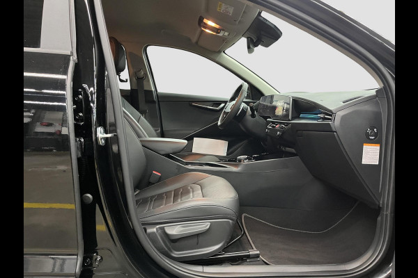 Kia Niro EV Edition Advanced 64.8 kWh | Prijs incl. vooraftrek 2000.- inruilpremie | Automaat | Navi | Clima | Cruise | Stoel & Stuurverwarming | Leder | Schuif Kanteldak | Sensoren |