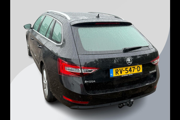 Škoda Superb Combi 1.8 TSI Style Business 180pk Automaat | Adaptieve Cruise | Trekhaak | Memory Seats | Audio Systeem | 1.800kg Trekgewicht