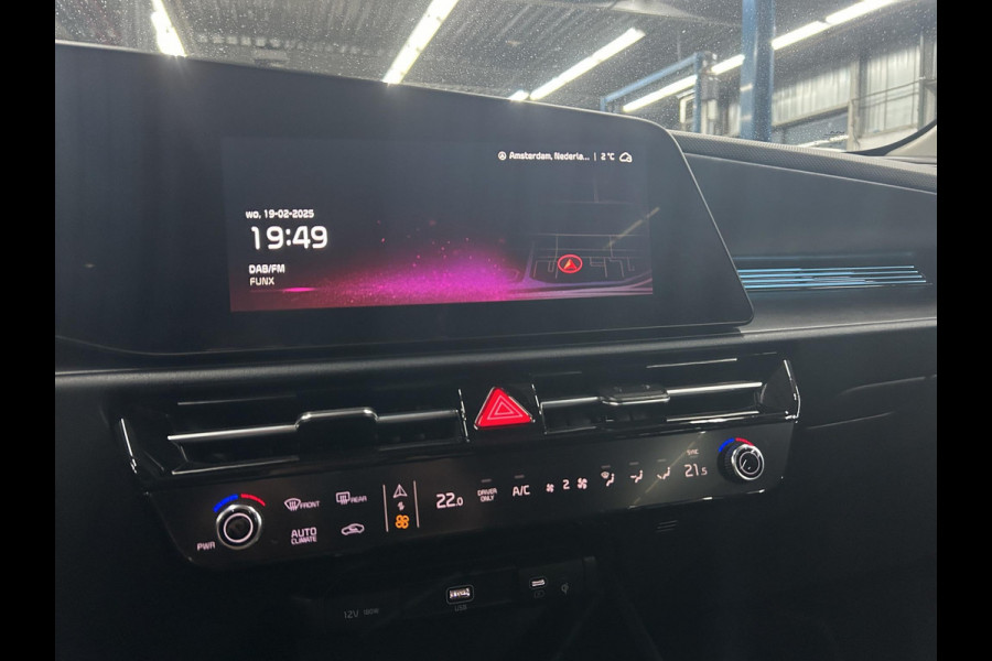 Kia Niro EV Edition Advanced 64.8 kWh | Prijs incl. vooraftrek 2000.- inruilpremie | Automaat | Navi | Clima | Cruise | Stoel & Stuurverwarming | Leder | Schuif Kanteldak | Sensoren |
