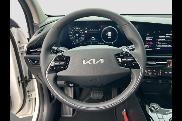 Kia Niro EV Light Edition 64.8 kWh | Prijs incl. vooraftrek 2000.- inruilpremie | Automaat | Clima | Cruise | Camera | Navi | Apple Carplay & Android Auto |