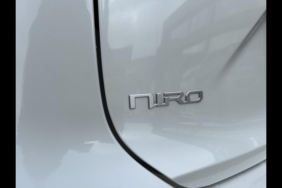 Kia Niro EV Light Edition 64.8 kWh | Prijs incl. vooraftrek 2000.- inruilpremie | Automaat | Clima | Cruise | Camera | Navi | Apple Carplay & Android Auto |