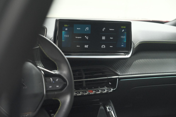 Peugeot e-2008 EV GT Pack 50 kWh | Panoramadak | Camera | Adaptieve Cruise Control | Dodehoekdetectie