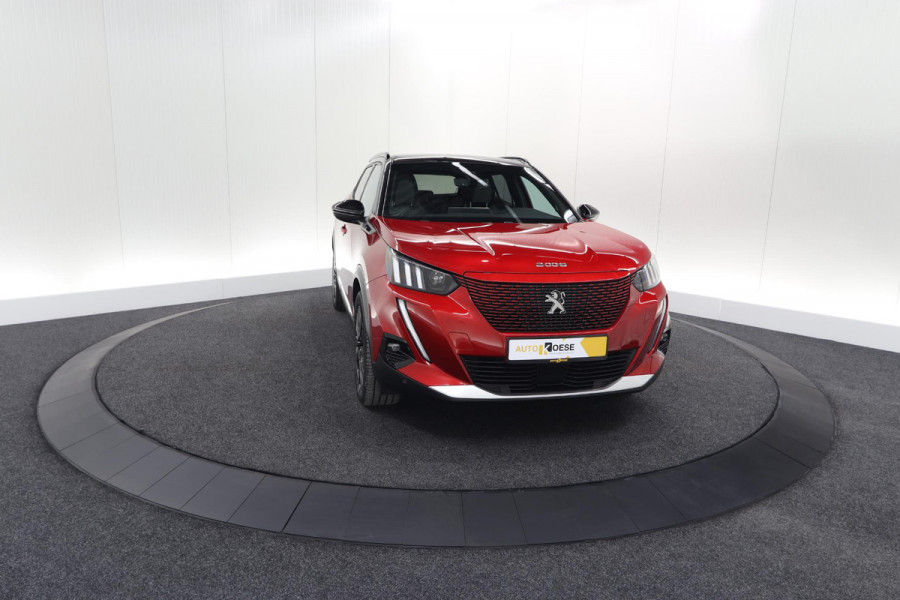 Peugeot e-2008 EV GT Pack 50 kWh | Panoramadak | Camera | Adaptieve Cruise Control | Dodehoekdetectie