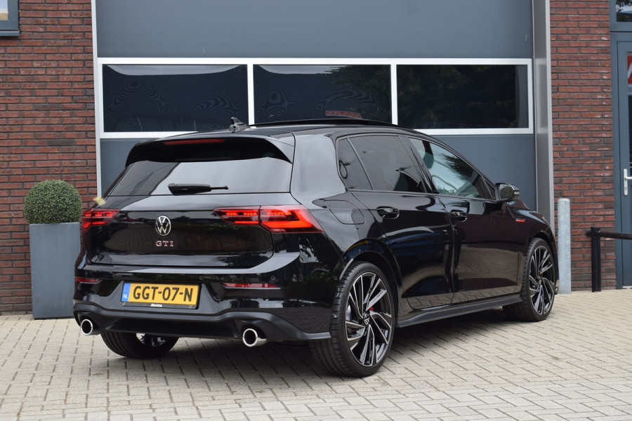 Volkswagen Golf GTI 2.0 TSI 245pk DSG | Leer | Pano | HUD | H&K | IQ-light