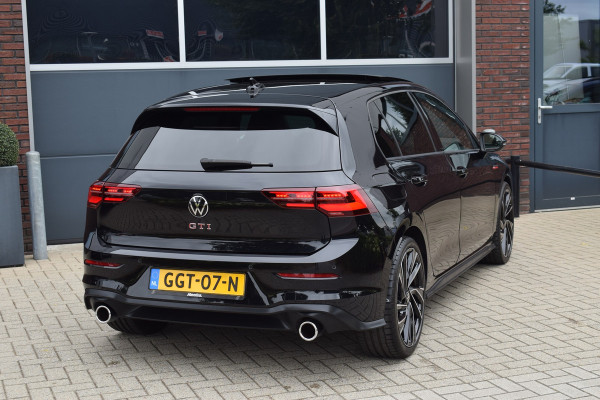 Volkswagen Golf GTI 2.0 TSI 245pk DSG | Leer | Pano | HUD | H&K | IQ-light