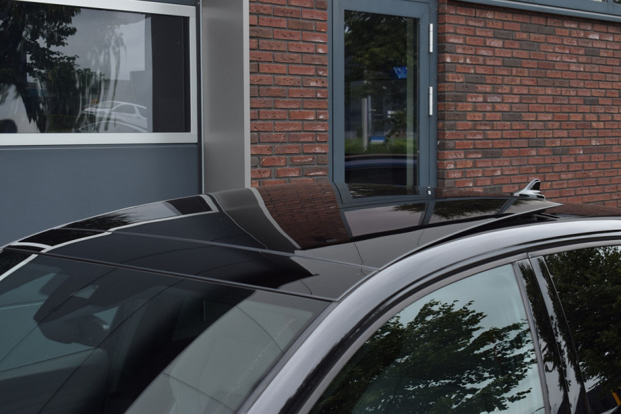 Volkswagen Golf GTI 2.0 TSI 245pk DSG | Leer | Pano | HUD | H&K | IQ-light