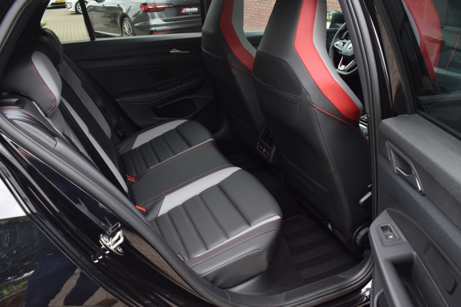 Volkswagen Golf GTI 2.0 TSI 245pk DSG | Leer | Pano | HUD | H&K | IQ-light