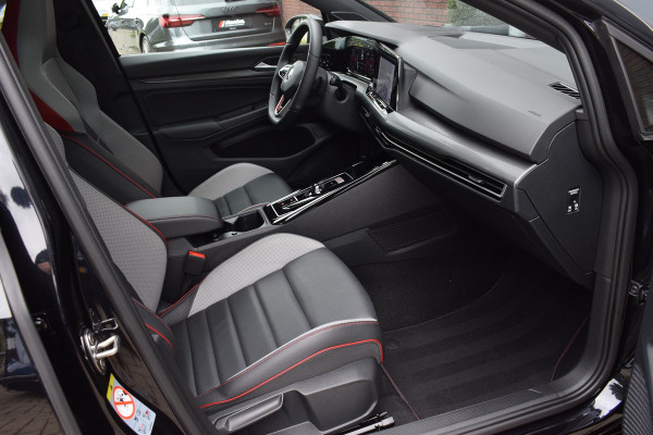 Volkswagen Golf GTI 2.0 TSI 245pk DSG | Leer | Pano | HUD | H&K | IQ-light