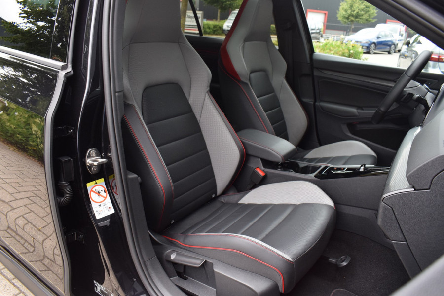 Volkswagen Golf GTI 2.0 TSI 245pk DSG | Leer | Pano | HUD | H&K | IQ-light