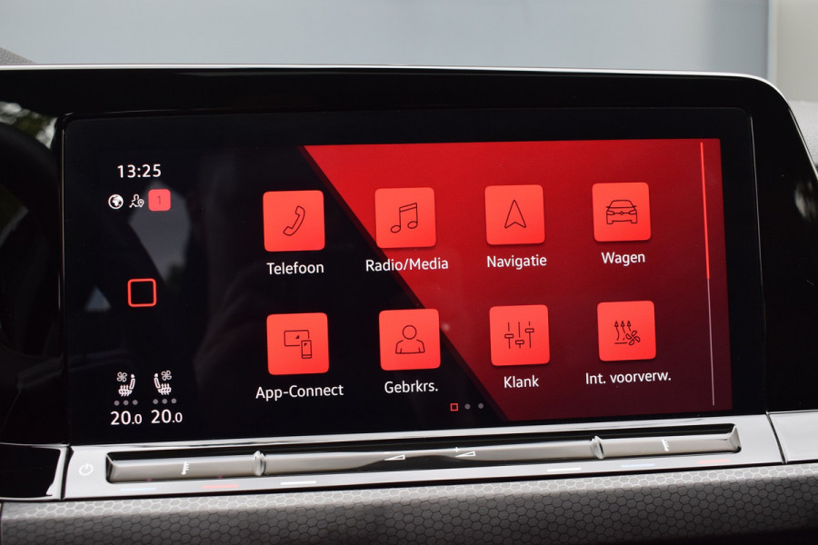 Volkswagen Golf GTI 2.0 TSI 245pk DSG | Leer | Pano | HUD | H&K | IQ-light