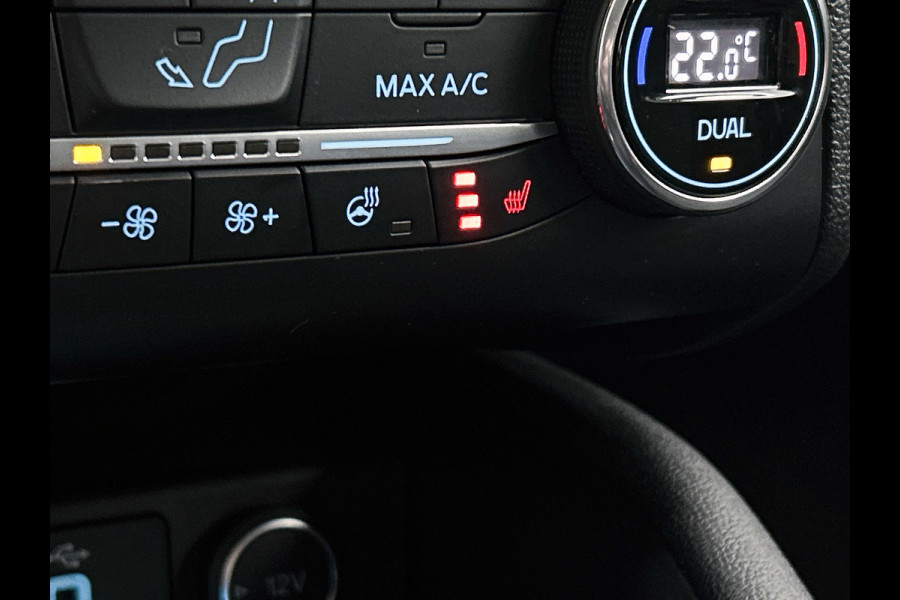 Ford Focus 1.0 EcoBoost Titanium Business (B&O SOUND, ADAPTIVE CRUISE, STUUR-/STOELVERWARMING, CAMERA, CARPLAY, 1e EIGENAAR)