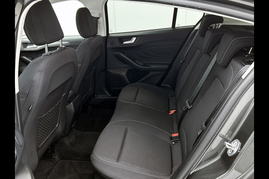 Ford Focus 1.0 EcoBoost Titanium Business (B&O SOUND, ADAPTIVE CRUISE, STUUR-/STOELVERWARMING, CAMERA, CARPLAY, 1e EIGENAAR)