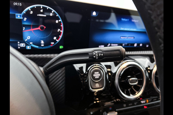 Mercedes-Benz CLA-Klasse 200 Business Solution Automaat (NAVIGATIE, STOELVERWARMING, CAMERA, PDC, GOED ONDERHOUDEN, 1e EIGENAAR)