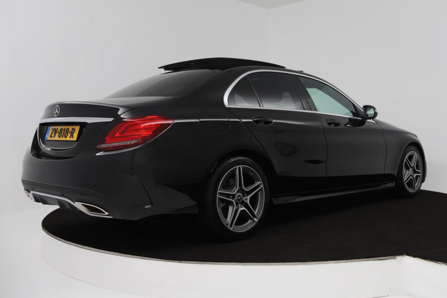 Mercedes-Benz C-Klasse 200 Business Solution AMG (PANORAMADAK, SFEERVERLICHTING, NAVIGATIE, CAMERA, STOELVERWARMING)