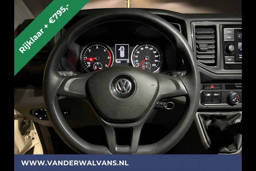 Volkswagen Crafter 2.0 TDI 141pk L3H2 L2H1 inrichting Euro6 *Rijklaar Direct Rijden* Airco | Camera | Apple Carplay | Android Auto Parkeersensoren, Bijrijdersbank, 3000kg trekvermogen
