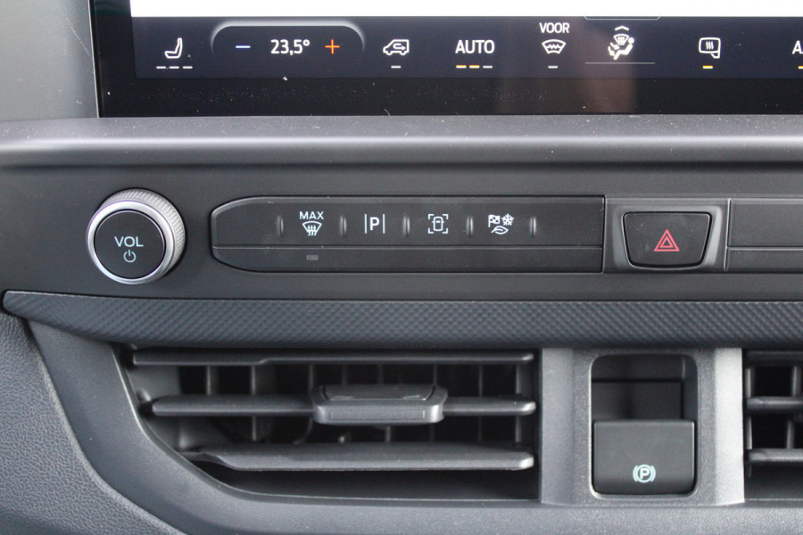 Ford Transit Custom 320 2.0 TDCI L2H1 Trend 170pk - Achterklep - Carplay - Android - LED koplampen - Stoelverwarming - 70l tank - Rijklaar Ford Transit Custom 320 2.0 TDCI L2H1 Trend 170pk - Achterklep - Carplay - Android - LED koplampen - Stoelverwarming - 70l tank - Rijklaar