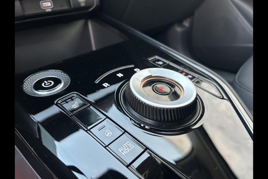 Kia Niro EV DynamicPlusLine 64.8 kWh | Prijs incl. vooraftrek 2000.- inruilpremie | HUD | Cruise | Camera | Open Dak | Stoel & Stuurverwarming | Key-Less | H-Leder |