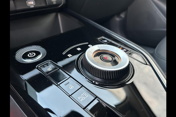 Kia Niro EV DynamicPlusLine 64.8 kWh | Prijs incl. vooraftrek 2000.- inruilpremie | HUD | Cruise | Camera | Open Dak | Stoel & Stuurverwarming | Key-Less | H-Leder |