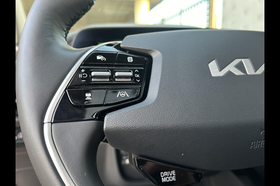 Kia Niro EV DynamicPlusLine 64.8 kWh | Prijs incl. vooraftrek 2000.- inruilpremie | HUD | Cruise | Camera | Open Dak | Stoel & Stuurverwarming | Key-Less | H-Leder |