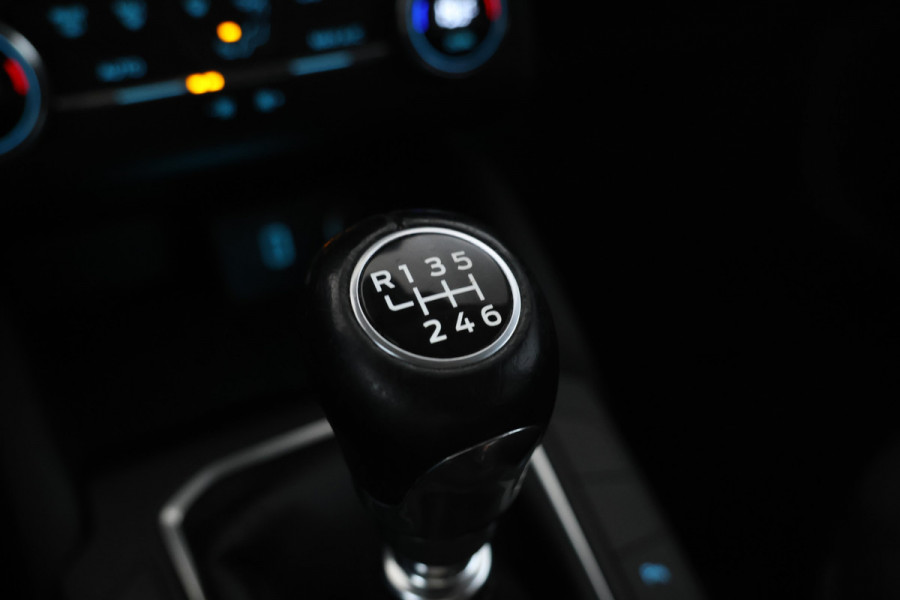 Ford FOCUS Wagon 1.5 EcoBlue Titanium Business Airco, Navigatie, Cruise Control, Apple Carplay