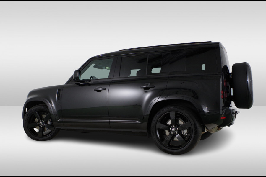 Land Rover Defender 110 2.0 P300e 110 X-Dynamic HSE > Black package/Head-up/Pano.schuif/Trekhaak/Santorini Black... | 3110 | Lease ook mogelijk!