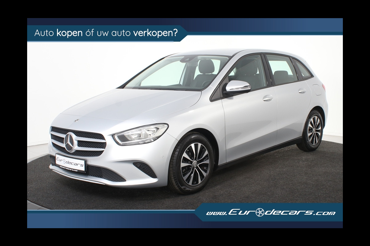 Mercedes-Benz B-Klasse 180 *1ste eigenaar*Leer*Park assist*Stoelverwarming* Mercedes-Benz B-Klasse 180 *1ste eigenaar*Leer*Park assist*Stoelverwarming*