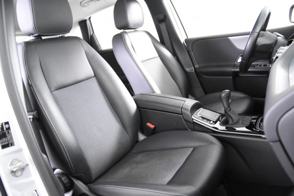 Mercedes-Benz B-Klasse 180 *1ste eigenaar*Leer*Park assist*Stoelverwarming*