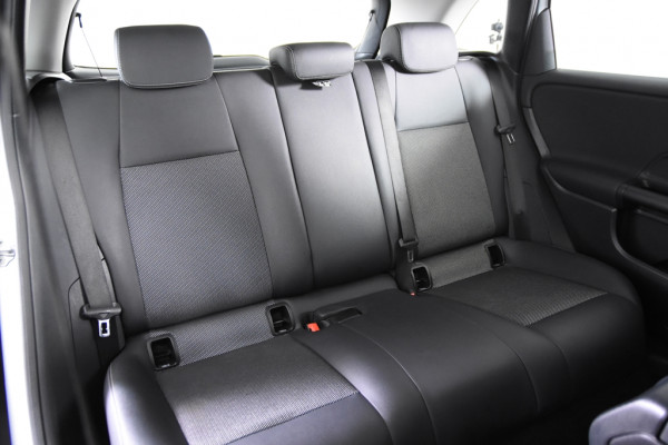 Mercedes-Benz B-Klasse 180 *1ste eigenaar*Leer*Park assist*Stoelverwarming*
