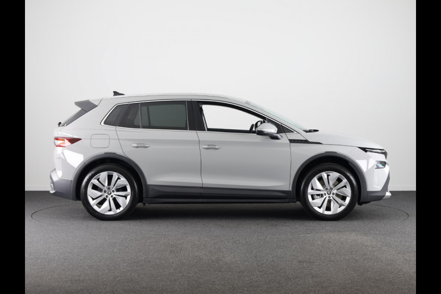 Škoda Elroq 85 Business Edition Tour 286 pk | Business Upgrade Pakket - CLEVER | 20 inch lichtmetalen velgen | Adaptive Cruise Control | Dode hoeksensor | Bagage scheidingsnet