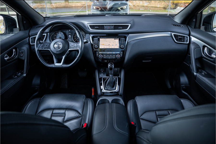 Nissan QASHQAI 1.3 DIG-T Tekna + ** Panodak ** Leder ** Trekhaak ** BOSE