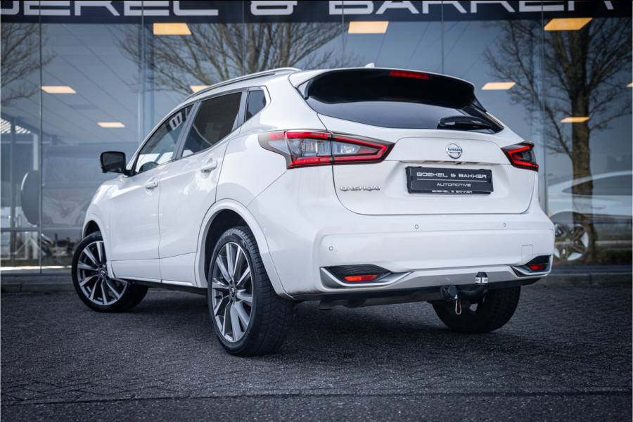 Nissan QASHQAI 1.3 DIG-T Tekna + ** Panodak ** Leder ** Trekhaak ** BOSE