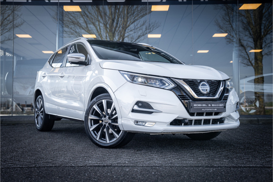 Nissan QASHQAI 1.3 DIG-T Tekna + ** Panodak ** Leder ** Trekhaak ** BOSE