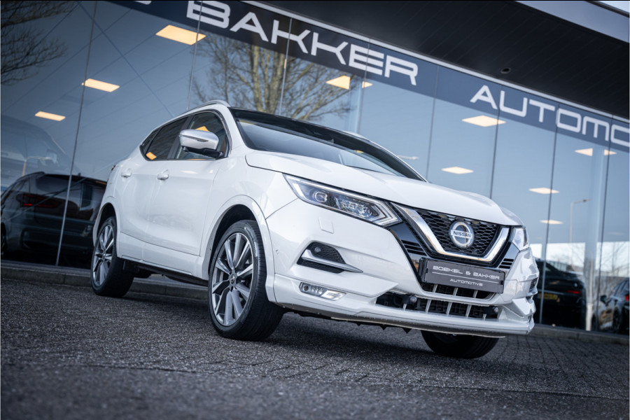 Nissan QASHQAI 1.3 DIG-T Tekna + ** Panodak ** Leder ** Trekhaak ** BOSE