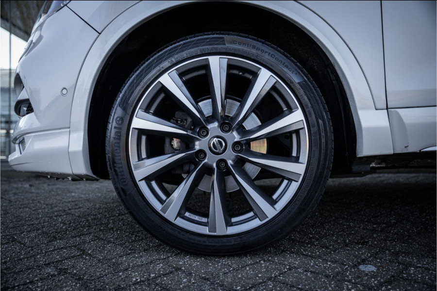 Nissan QASHQAI 1.3 DIG-T Tekna + ** Panodak ** Leder ** Trekhaak ** BOSE