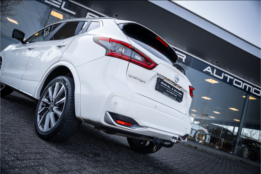 Nissan QASHQAI 1.3 DIG-T Tekna + ** Panodak ** Leder ** Trekhaak ** BOSE
