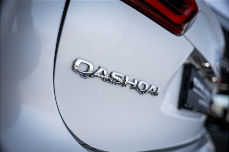 Nissan QASHQAI 1.3 DIG-T Tekna + ** Panodak ** Leder ** Trekhaak ** BOSE
