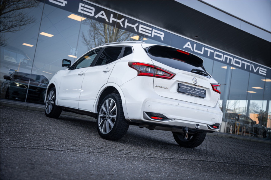 Nissan QASHQAI 1.3 DIG-T Tekna + ** Panodak ** Leder ** Trekhaak ** BOSE