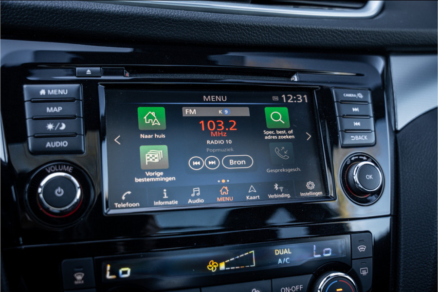 Nissan QASHQAI 1.3 DIG-T Tekna + ** Panodak ** Leder ** Trekhaak ** BOSE