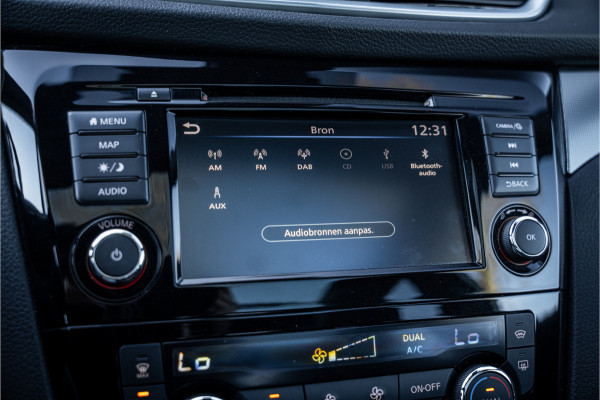 Nissan QASHQAI 1.3 DIG-T Tekna + ** Panodak ** Leder ** Trekhaak ** BOSE