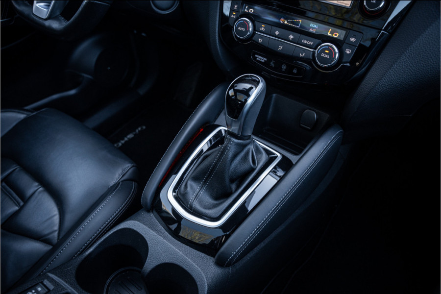 Nissan QASHQAI 1.3 DIG-T Tekna + ** Panodak ** Leder ** Trekhaak ** BOSE
