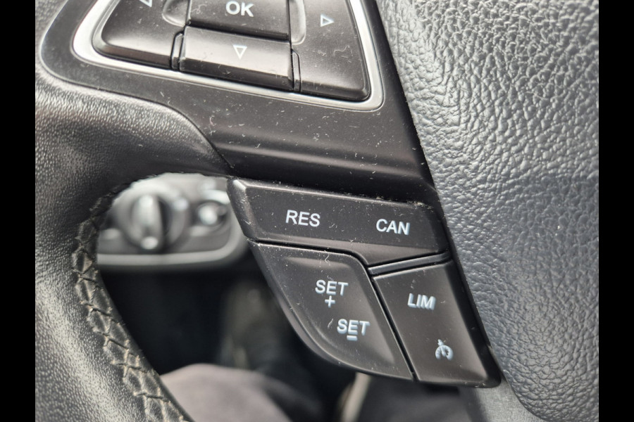 Ford C-MAX 1.5 Titanium Automaat Navigatie/Camera,parkeersensoren,stoel/ruit/stuurverwarming,