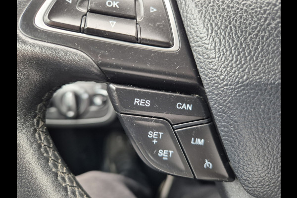Ford C-MAX 1.5 Titanium Automaat Navigatie/Camera,parkeersensoren,stoel/ruit/stuurverwarming,