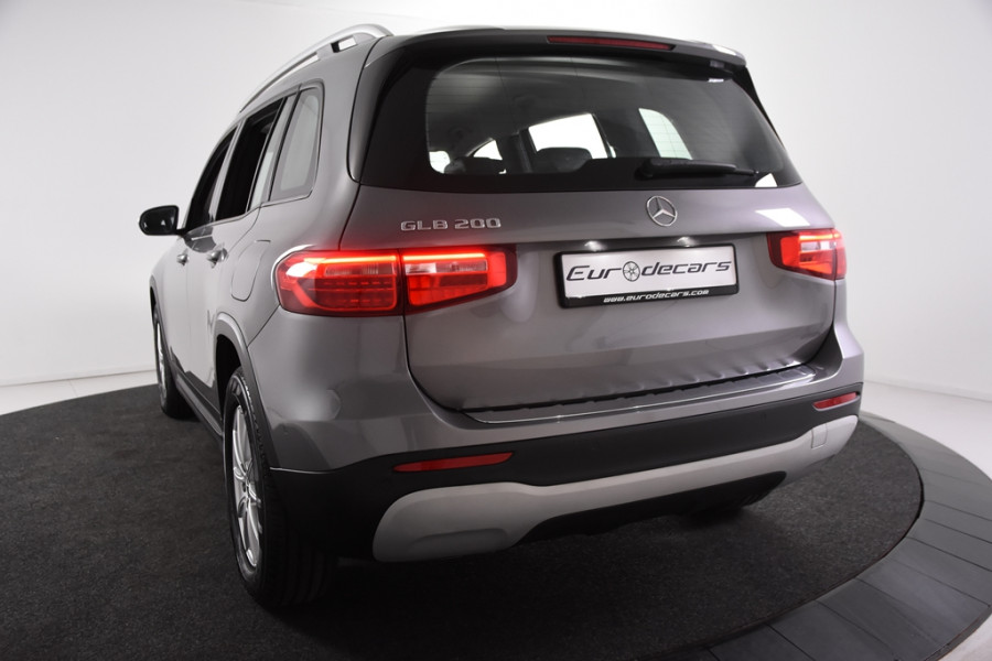 Mercedes-Benz Glb 200 *1ste Eigenaar*Navigatie*Leer*Stoelverwarming*Parkassist*
