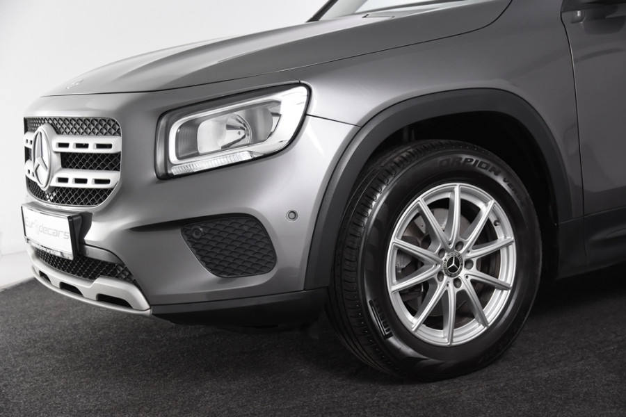 Mercedes-Benz Glb 200 *1ste Eigenaar*Navigatie*Leer*Stoelverwarming*Parkassist*