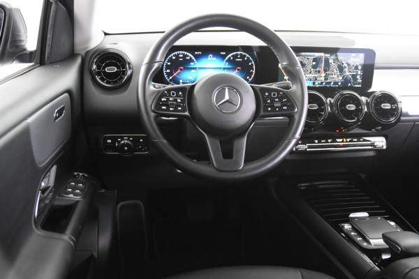 Mercedes-Benz Glb 200 *1ste Eigenaar*Navigatie*Leer*Stoelverwarming*Parkassist*