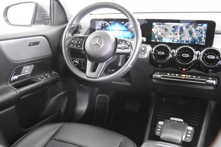 Mercedes-Benz Glb 200 *1ste Eigenaar*Navigatie*Leer*Stoelverwarming*Parkassist*