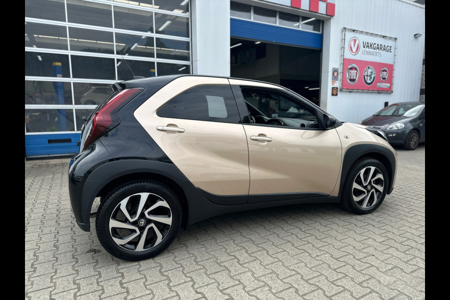 Toyota Aygo X 1.0 VVT-i S-CVT Pulse Bi-Tone Automaat