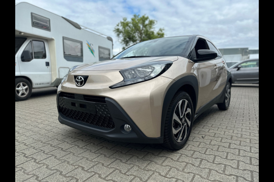 Toyota Aygo X 1.0 VVT-i S-CVT Pulse Bi-Tone Automaat
