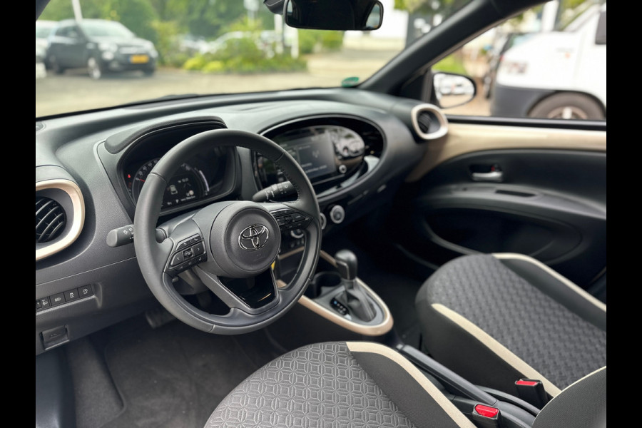 Toyota Aygo X 1.0 VVT-i S-CVT Pulse Bi-Tone Automaat